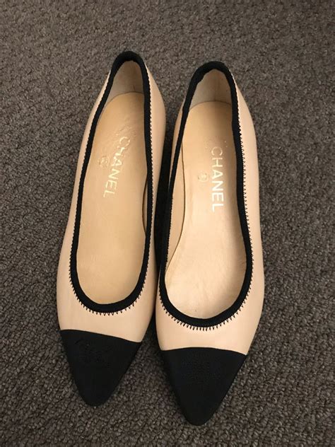 chanel 2 tone spectator shoes|chanel two toned flats.